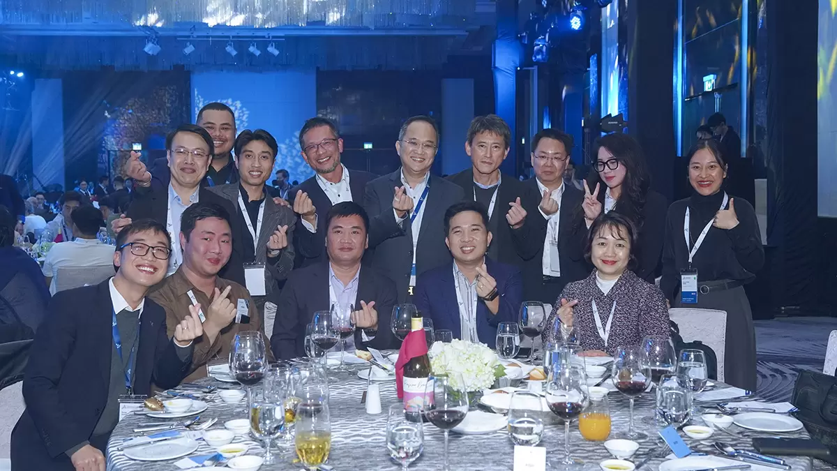 nsv-team-dinner-party